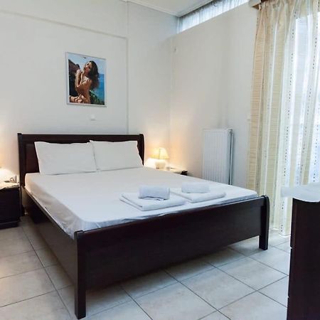 Scenic Balcony Apt In Vibrant Petralona أثينا المظهر الخارجي الصورة