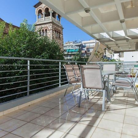 Scenic Balcony Apt In Vibrant Petralona أثينا المظهر الخارجي الصورة